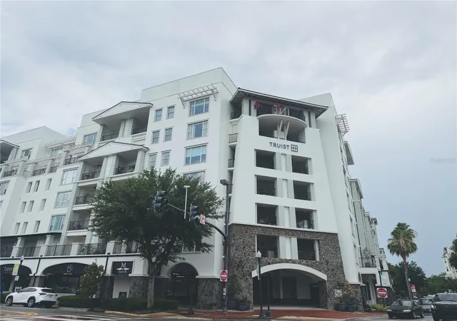 Photo 1 of Condo for sale at 2305 Edgewater Dr #1708, Orlando, FL 32804 | MLS# O6415062 | Listing updated on 2026-09-18