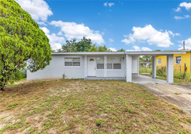 Photo 2 of Single family home for sale at 6132 W Livingston St, Orlando, FL 32835 | MLS# O6415695 | Listing updated on 2026-09-16