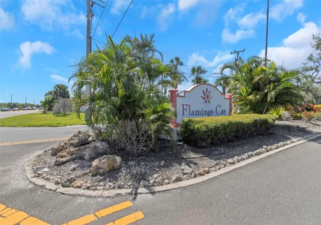 Photo 3 of Single family home for sale at 10216 Spoonbill Rd E, Bradenton, FL 34209 | MLS# TB8518064 | Listing updated on 2026-10-30