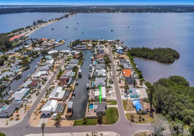 Single family home for sale at 10216 Spoonbill Rd E, BRADENTON, FL 34209 | MLS# TB8518064