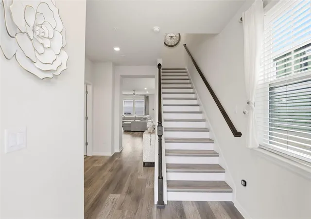 Photo 4 of Townhouse for sale at 10148 Hadley St, Orlando, FL 32829 | MLS# O6416365 | Listing updated on 2026-09-09