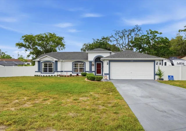 Photo 1 of Single family home for sale at 2478 Glenridge Dr, Spring Hill, FL 34609 | MLS# W7886691 | Listing updated on 2026-09-17