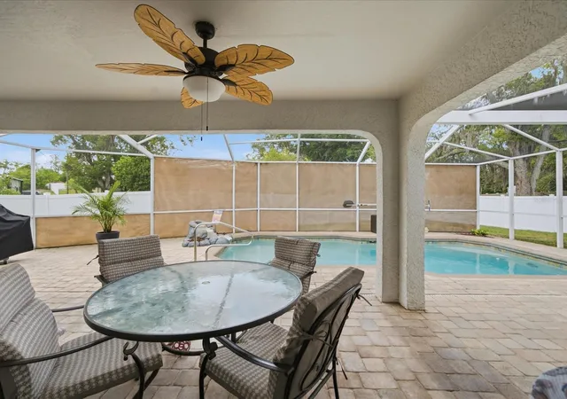 Photo 2 of Single family home for sale at 2478 Glenridge Dr, Spring Hill, FL 34609 | MLS# W7886691 | Listing updated on 2026-09-17