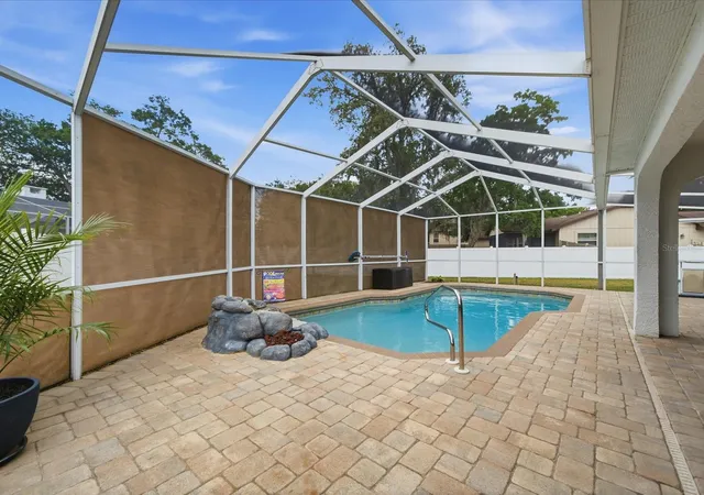 Photo 3 of Single family home for sale at 2478 Glenridge Dr, Spring Hill, FL 34609 | MLS# W7886691 | Listing updated on 2026-09-17