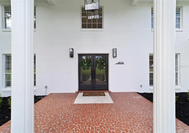 Photo 4 of Single family home for sale at 4824 SE 3rd Street, Ocala, FL 34471 | MLS# OM726588 | Listing updated on 2026-09-23