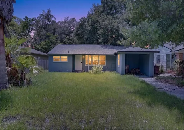 Photo 3 of Single family home for sale at 116 S Glenwood Ave, Orlando, FL 32803 | MLS# O6417065 | Listing updated on 2026-09-18