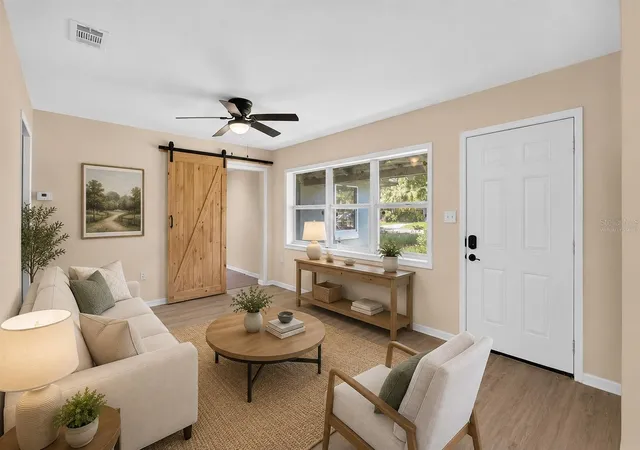 Photo 3 of Single family home for sale at 116 S Glenwood Ave, Orlando, FL 32803 | MLS# O6417065 | Listing updated on 2026-09-18