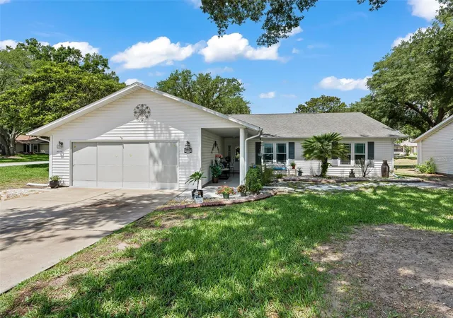 Photo 3 of Single family home for sale at 1622 New Abbey Ave, Leesburg, FL 34788 | MLS# G5113885 | Listing updated on 2026-09-17