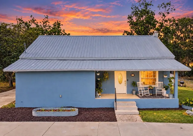 Single family home for sale at 945 Gordon Ave, BARTOW, FL 33830 | MLS# O6417477
