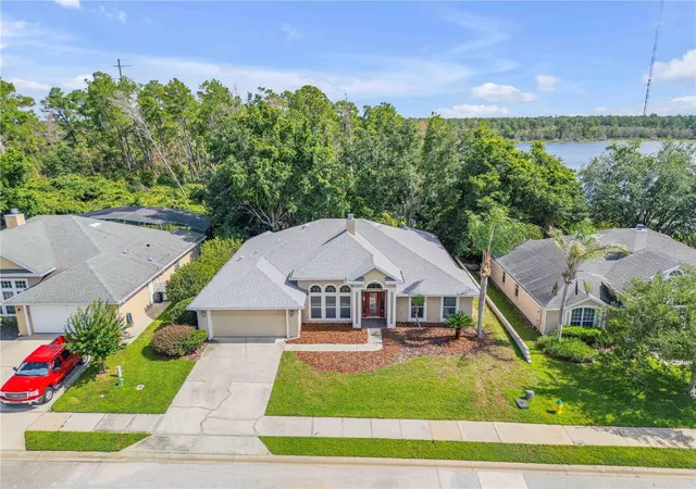 Photo 2 of Single family home for sale at 625 Quail Lake Dr, Debary, FL 32713 | MLS# NS1088530 | Listing updated on 2026-09-17