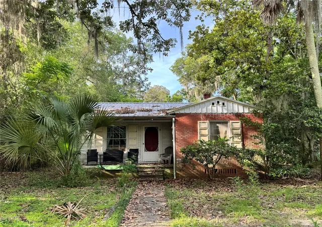 Photo 3 of Single family home for sale at 1119 Nw 25th Avenue, Gainesville, FL 32609 | MLS# GC541307 | Listing updated on 2026-09-09