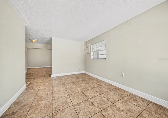 Photo 3 of Single family home for sale at 4333 Cynthia St, Orlando, FL 32811 | MLS# O6418342 | Listing updated on 2026-09-16