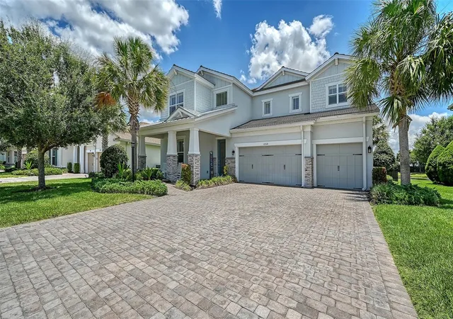 Photo 3 of Single family home for sale at 12318 Blue Hl Trl, Bradenton, FL 34211 | MLS# A4697629 | Listing updated on 2026-10-16