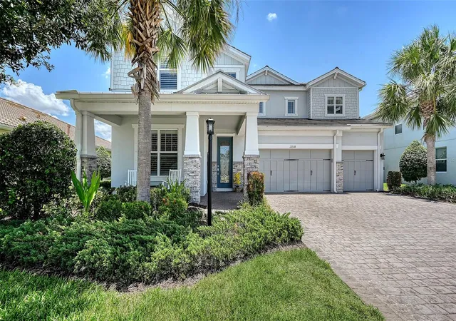 Photo 3 of Single family home for sale at 12318 Blue Hl Trl, Bradenton, FL 34211 | MLS# A4697629 | Listing updated on 2026-10-16