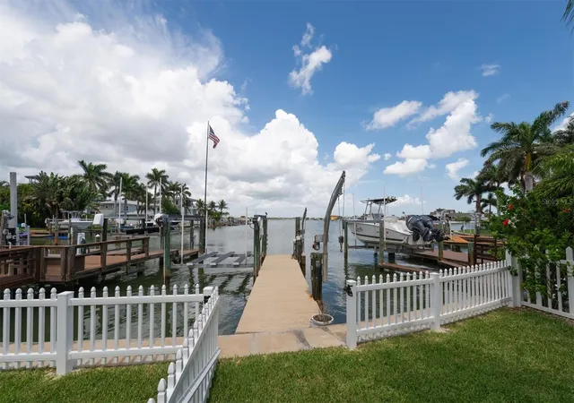 Photo 1 of Single family home for sale at 303 N Bath Clb Blvd, North Redington Beach, FL 33708 | MLS# TB8521928 | Listing updated on 2026-09-17