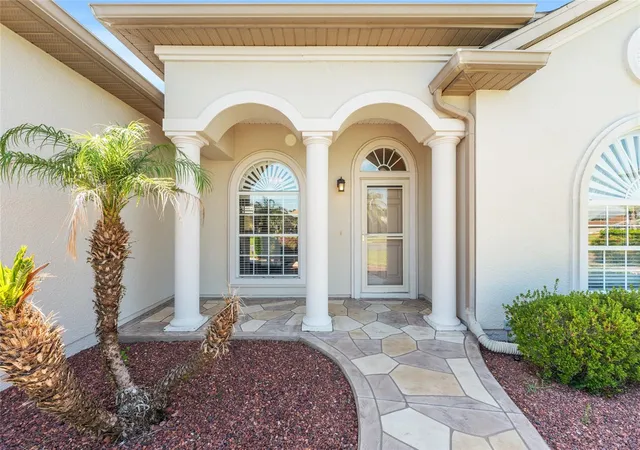 Photo 3 of Single family home for sale at 10990 SE 170th Street Rd, Summerfield, FL 34491 | MLS# O6419009 | Listing updated on 2026-09-16