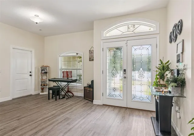 Photo 3 of Single family home for sale at 5211 Sw 103rd Loop, Ocala, FL 34476 | MLS# O6419246 | Listing updated on 2026-09-09