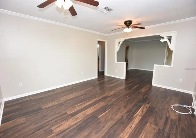 Photo 3 of Single family home for sale at 928 E Valencia St, Lakeland, FL 33805 | MLS# L4963015 | Listing updated on 2026-09-08