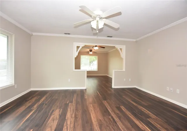 Photo 4 of Single family home for sale at 928 E Valencia St, Lakeland, FL 33805 | MLS# L4963015 | Listing updated on 2026-09-08