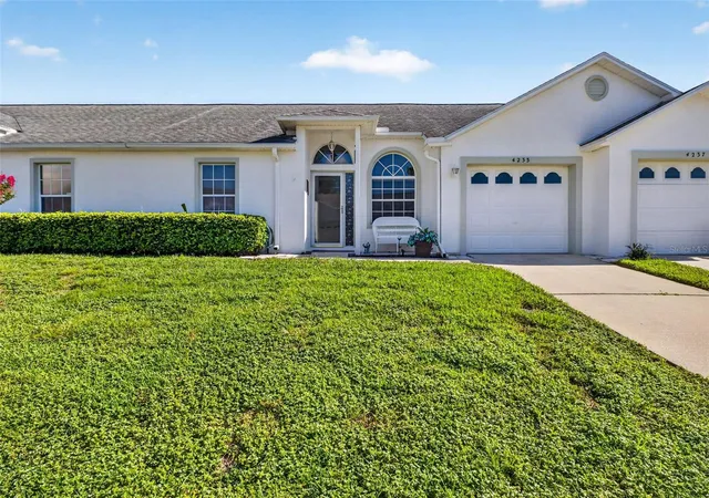 Photo 2 of Single family home for sale at 4233 Avanti Cir, New Port Richey, FL 34655 | MLS# W7887030 | Listing updated on 2026-09-17