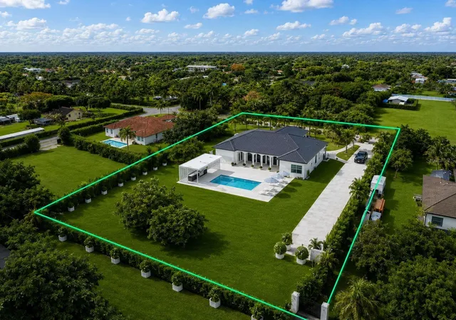 Photo 4 of Sale Pending at 23710 SW 214th Place, Homestead, FL 33031 | MLS# O6419684 | Listing updated on 2026-09-17