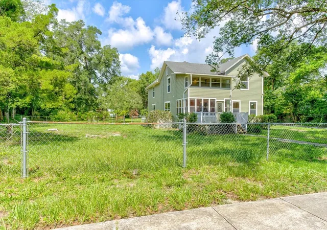 Photo 3 of Single family home for sale at 543 N Thorpe Ave, Orange City, FL 32763 | MLS# V4949845 | Listing updated on 2026-09-17
