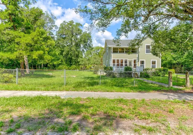 Photo 3 of Single family home for sale at 543 N Thorpe Ave, Orange City, FL 32763 | MLS# V4949845 | Listing updated on 2026-09-17