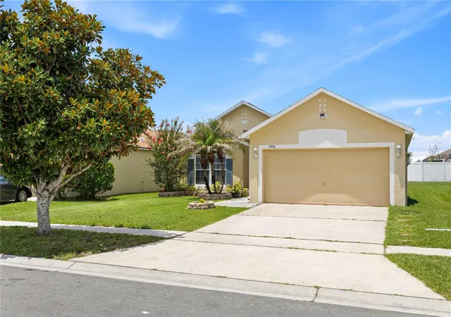 Photo 3 of Sale Pending at 2912 Belle Ln, Kissimmee, FL 34743 | MLS# S5152568 | Listing updated on 2026-09-16