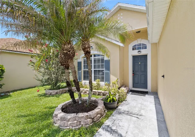 Photo 4 of Sale Pending at 2912 Belle Ln, Kissimmee, FL 34743 | MLS# S5152568 | Listing updated on 2026-09-16