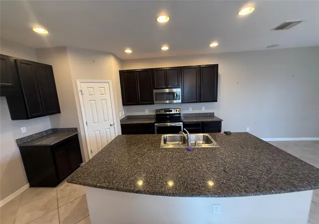Photo 2 of Sale Pending at 6629 Holly Heath Dr, Riverview, FL 33578 | MLS# TB8523750 | Listing updated on 2026-09-22