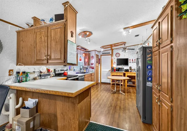 Photo 3 of Manufactured home for sale at 16435 Sweetwater Rd, Dade City, FL 33523 | MLS# TB8523849 | Listing updated on 2026-09-08