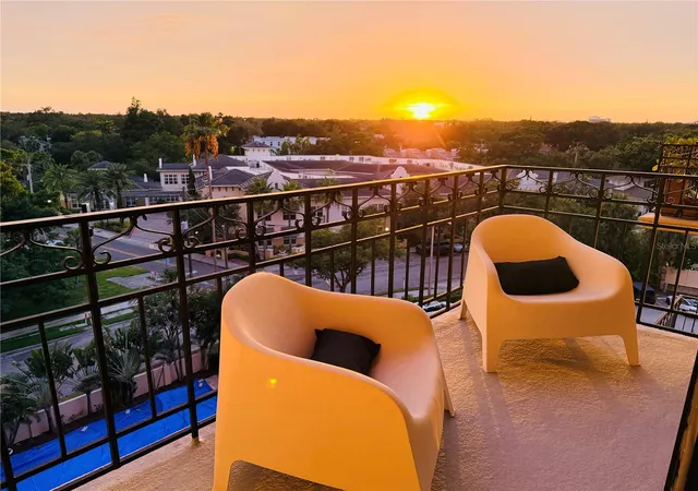 Listing Photo 4 - Condo for sale in building located at 2109 Bayshore Blvd, Tampa, FL 33606 - Unit #609