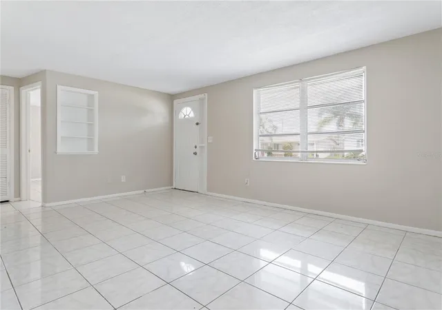 Photo 3 of Single family home for sale at 3337 Clydesdale Dr, Holiday, FL 34691 | MLS# TB8524107 | Listing updated on 2026-09-08
