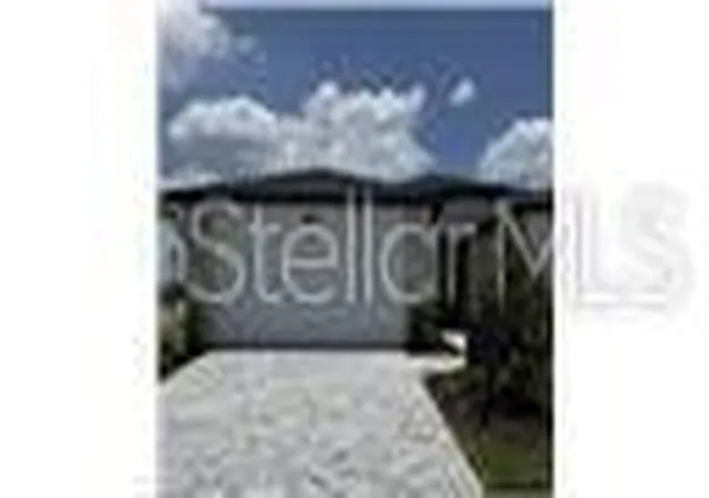 Photo 1 of Sale Pending at 5889 Windbreak Ct, Apollo Beach, FL 33572 | MLS# A4698467 | Listing updated on 2026-10-03