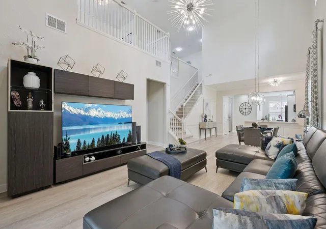 Photo 3 of Townhouse for sale at 6349 Miramonte Dr #101, Orlando, FL 32835 | MLS# O6420901 | Listing updated on 2026-10-05