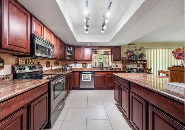 Photo 4 of Single family home for sale at 5845 Lake Lizzie Dr, St Cloud, FL 34771 | MLS# O6421494 | Listing updated on 2026-09-17