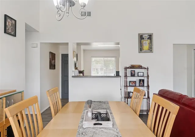 Photo 4 of Single family home for sale at 1919 Deanna Dr, Apopka, FL 32703 | MLS# O6421545 | Listing updated on 2026-09-26