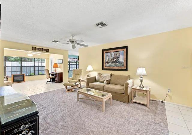 Photo 3 of Sale Pending at 6695 Pin Oak Ct, Spring Hill, FL 34606 | MLS# W7887339 | Listing updated on 2026-09-17