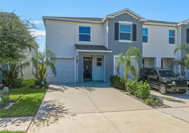 Photo 1 of Townhouse for sale at 388 Mangrove Shade Cir, Apollo Beach, FL 33572 | MLS# TB8526062 | Listing updated on 2026-09-17