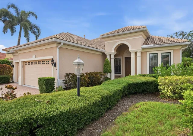 Photo 1 of Single family home for sale at 13860 Siena Loop, Lakewood Ranch, FL 34202 | MLS# TB8526072 | Listing updated on 2026-10-13