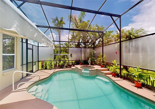 Photo 2 of Single family home for sale at 9101 Woodbridge Oak Ter, Orlando, FL 32825 | MLS# O6422582 | Listing updated on 2026-09-17