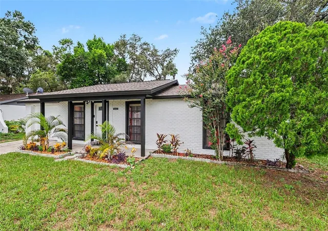 Photo 2 of Single family home for sale at 8253 Greenleaf Cir, Tampa, FL 33615 | MLS# TB8526212 | Listing updated on 2026-10-03
