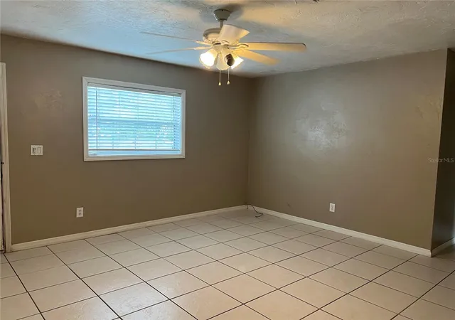 Photo 3 of Single family home for sale at 17333 Nw 243rd Street, High Springs, FL 32643 | MLS# GC541775 | Listing updated on 2026-09-24