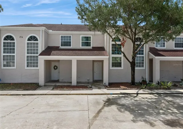 Photo 2 of Townhouse for sale at 214 Majors Ln #C, Kissimmee, FL 34743 | MLS# O6423130 | Listing updated on 2026-09-18