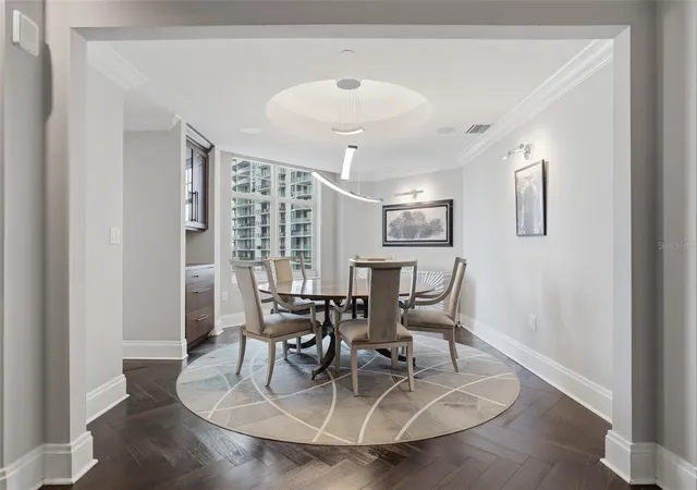 Listing Photo 5 - Condo for sale in building located at 100 Bch Dr Ne, St. Petersburg, FL 33701 - Unit #1900