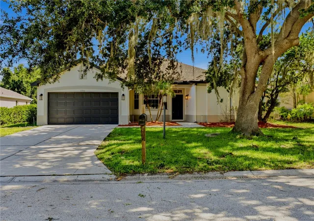 Photo 1 of Single family home for sale at 1710 Brookstone Way, Plant City, FL 33566 | MLS# L4963371 | Listing updated on 2026-09-28