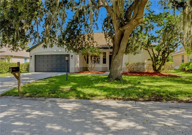 Photo 4 of Single family home for sale at 1710 Brookstone Way, Plant City, FL 33566 | MLS# L4963371 | Listing updated on 2026-09-28
