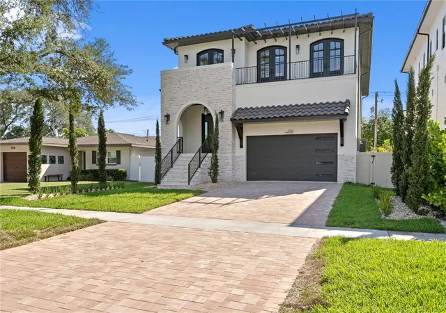 Single family home for sale at 502 E Davis Blvd, TAMPA, FL 33606 | MLS# TB8527879
