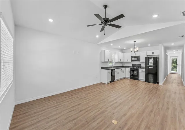 Photo 3 of Single family home for sale at 7540 Willow Wisp Dr W, Lakeland, FL 33810 | MLS# L4963463 | Listing updated on 2026-09-16