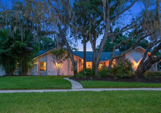 Photo 1 of Single family home for sale at 2423 Foxhead Way, Clearwater, FL 33759 | MLS# TB8528888 | Listing updated on 2026-10-20